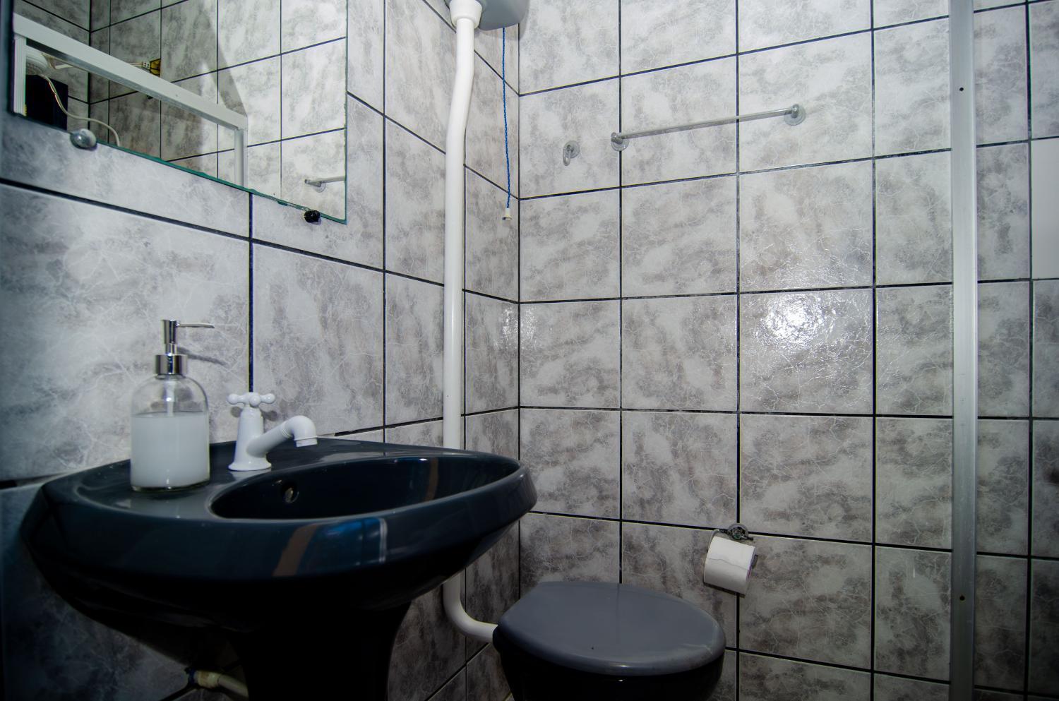 Bathroom 2, Recanto Por do Sol, Sossego perto da Praia TY9533, Imbituba