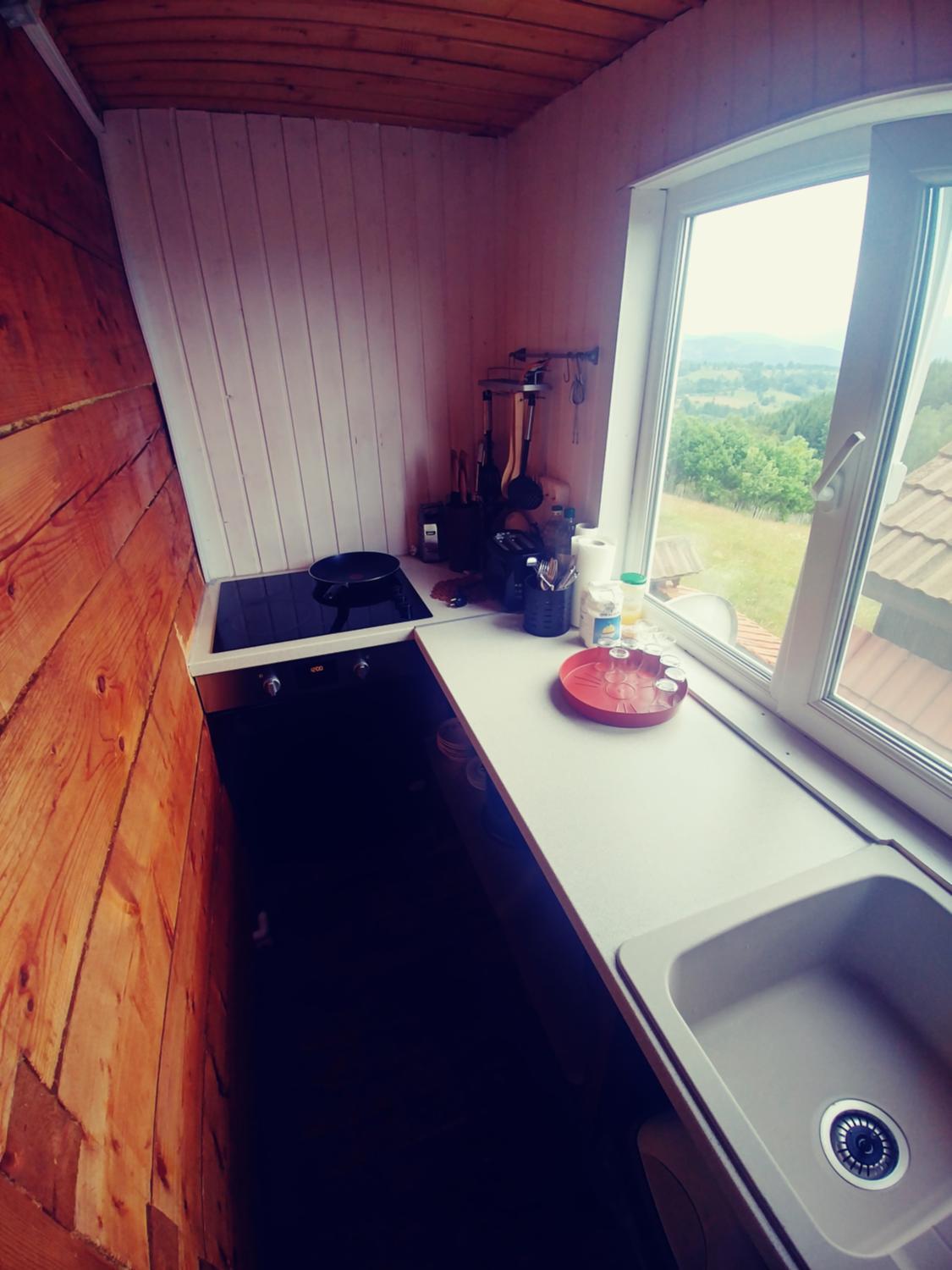 Kitchen 5, Cabana Magura Parang, Petrosani