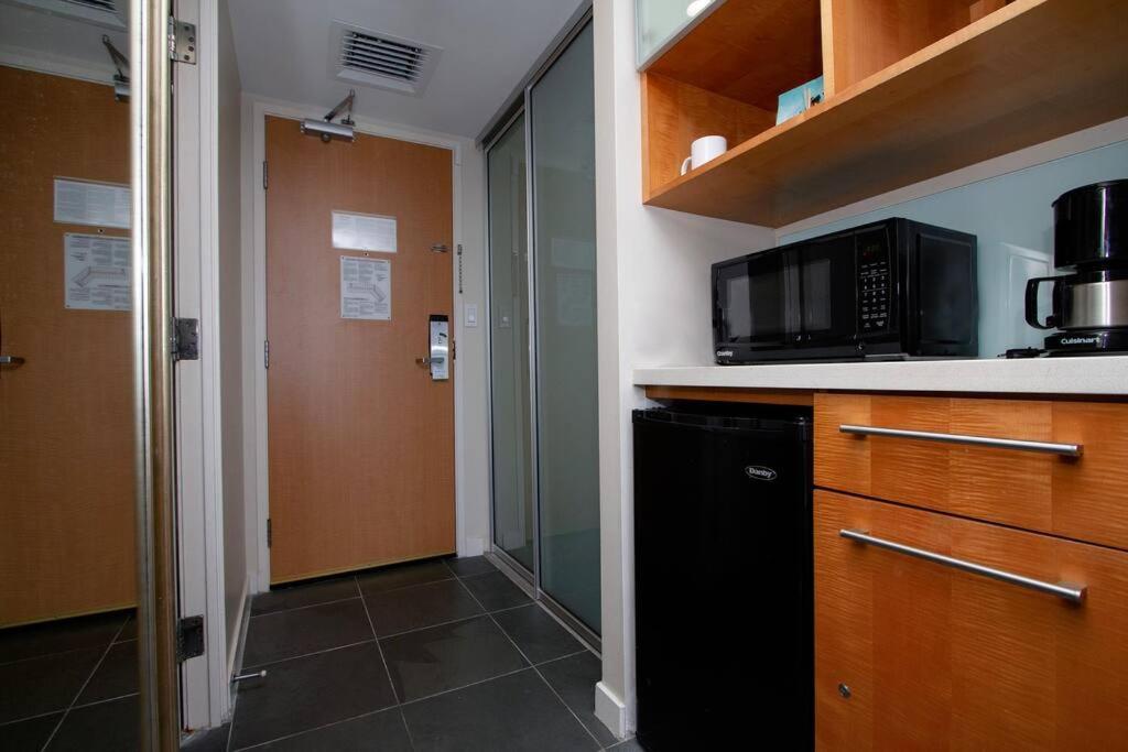 3, Amazing hotel room with ocean views 1419, Honolulu