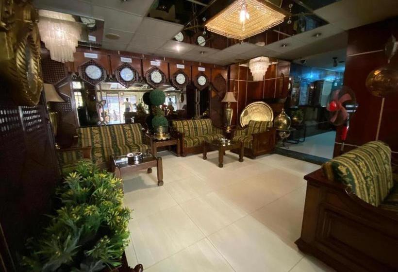 5, Salvatore Room With Breakfast- Al Dokki, Ad-Duqi