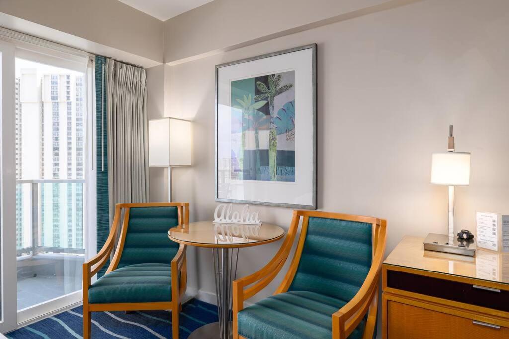 3, Oceanview studio across from Ala Moana Beach 2023, Honolulu