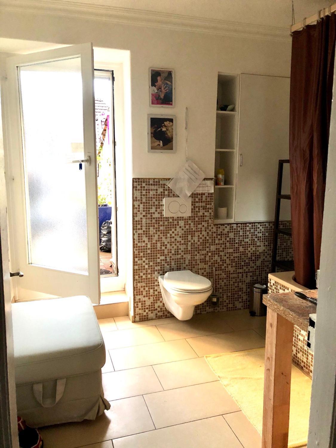 2, 2 Zimmer mit Seeblick Bad geteilt auf der Etage, Horgen