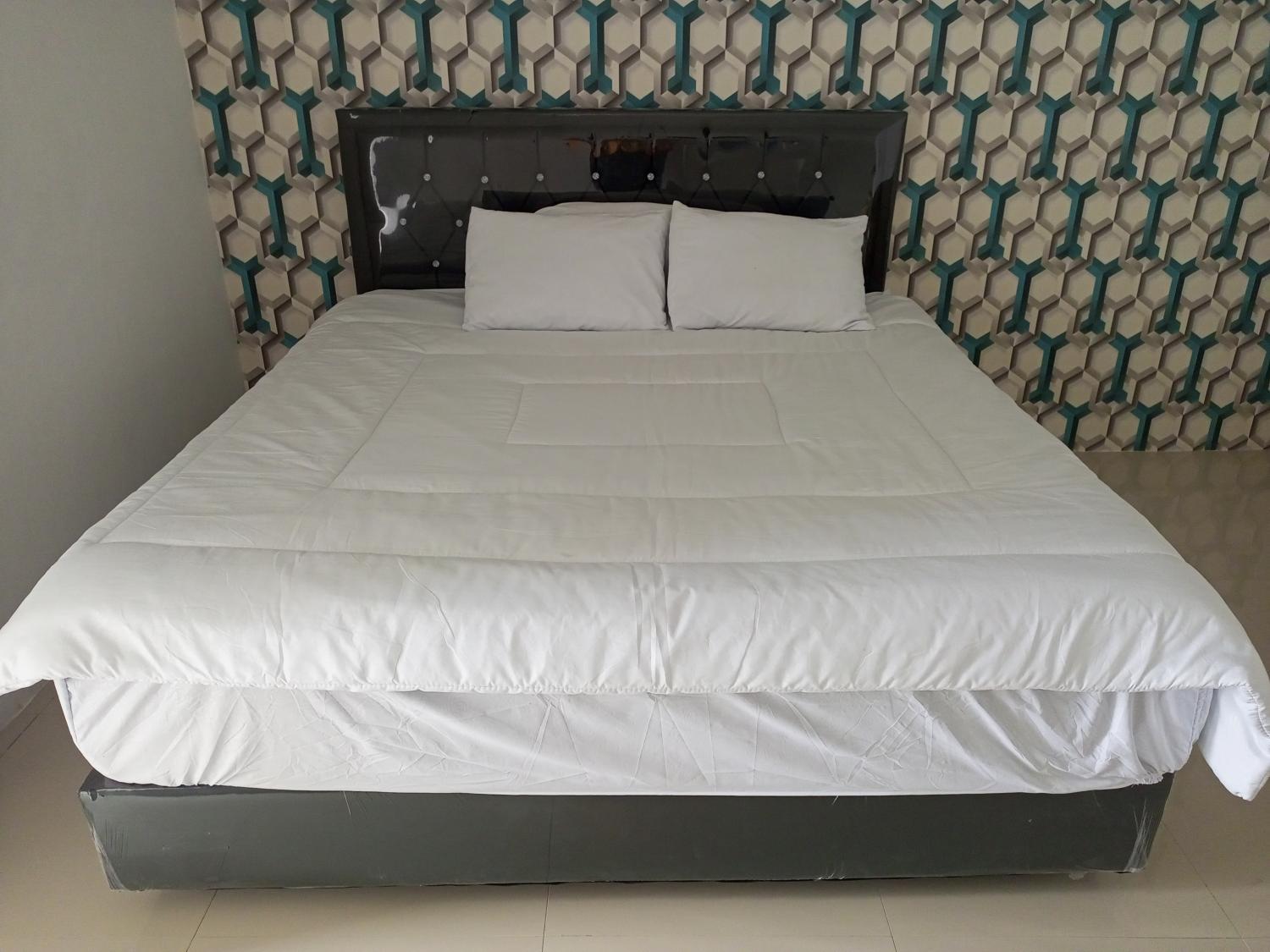 Penginapan Lamban Queens Kamar Double Bed Lantai Bawah, Lampung Selatan