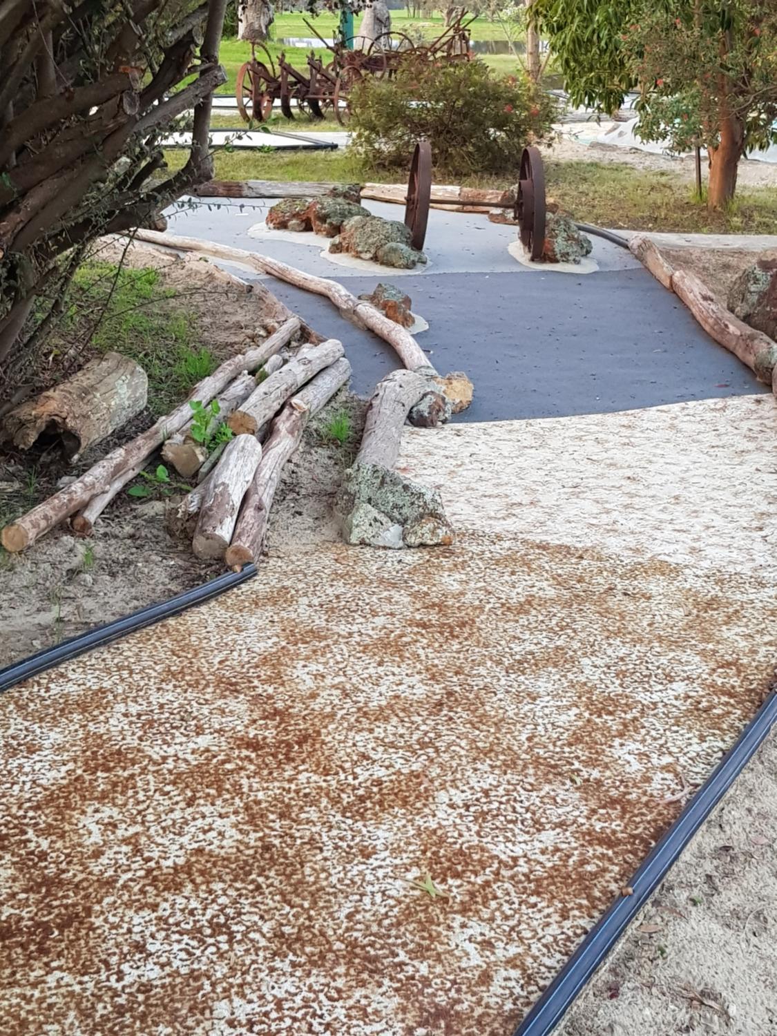 Mini golf course