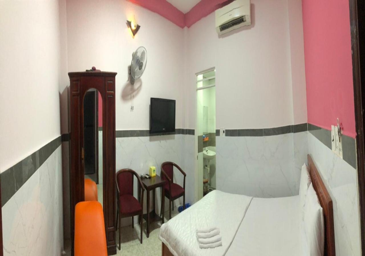 Bathroom 1, Phu An Hotel, Binh Tan