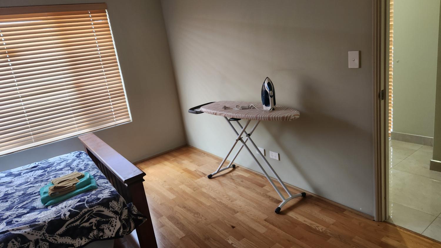 5, Beeliar Shared Home Stay, Cockburn