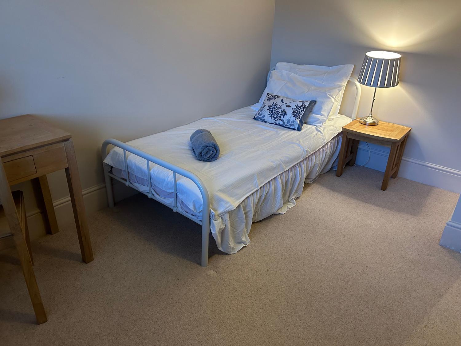 5, LN Host, Northamptonshire