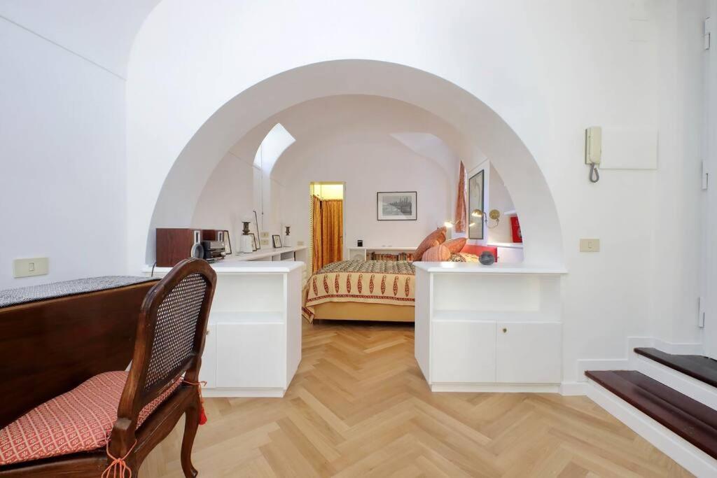 Pantheon Apartment with private terrace, Rome
