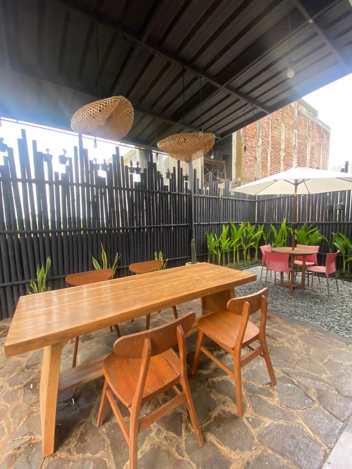 3, Emerald Guest House New York Purwokerto, Banyumas