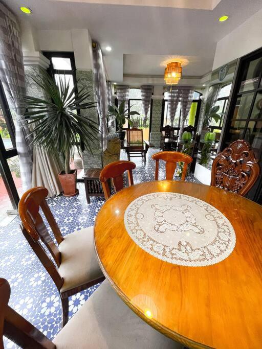 Lovely & Cozy House with Pool in Tagaytay, Tagaytay City