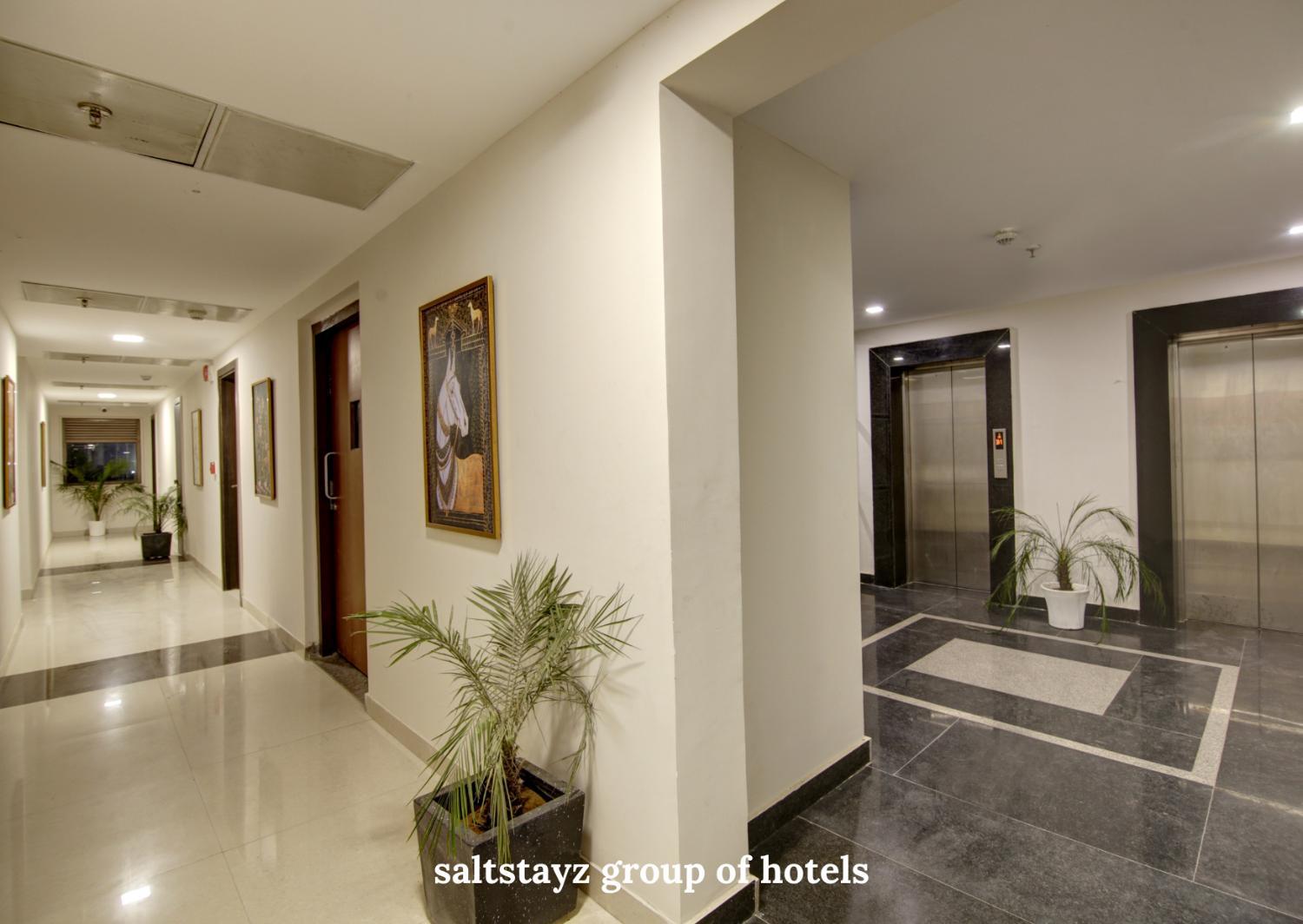 Saltstayz Luxe Executive Studio Apartment- Golf Course Extension Road, Gurgaon