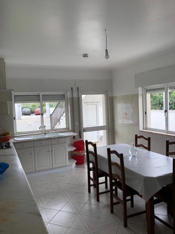 Others, Villa Abreu, Esposende