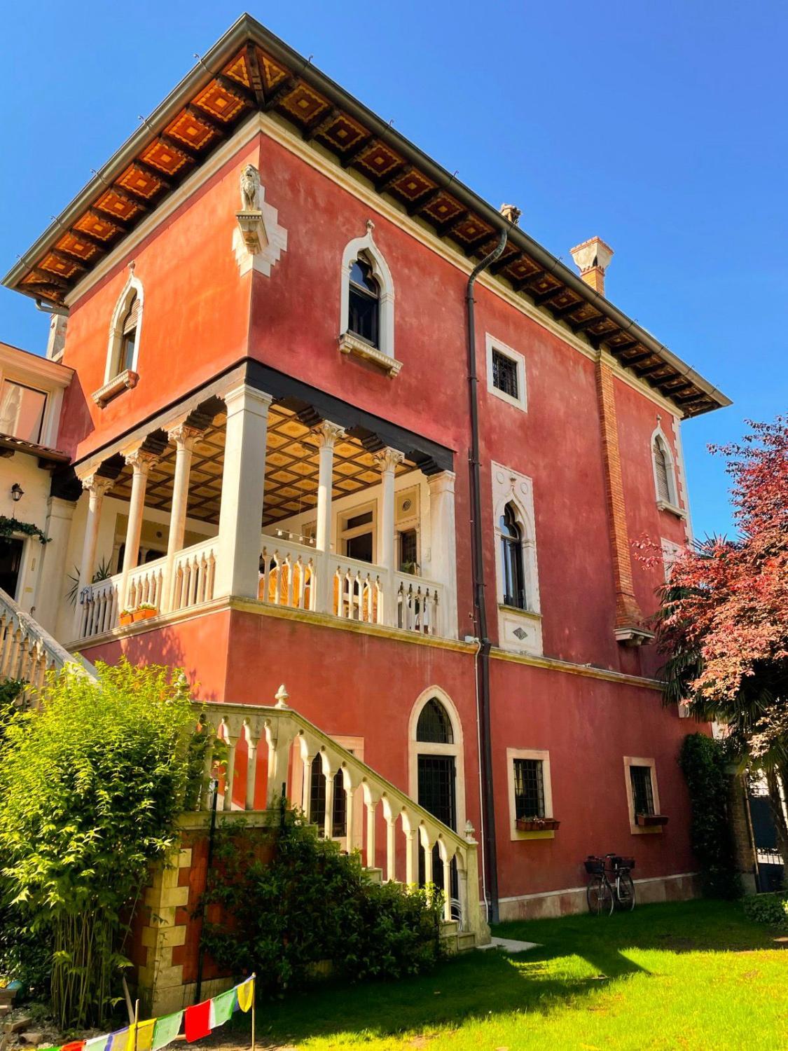 Casa Lovisoni, Udine