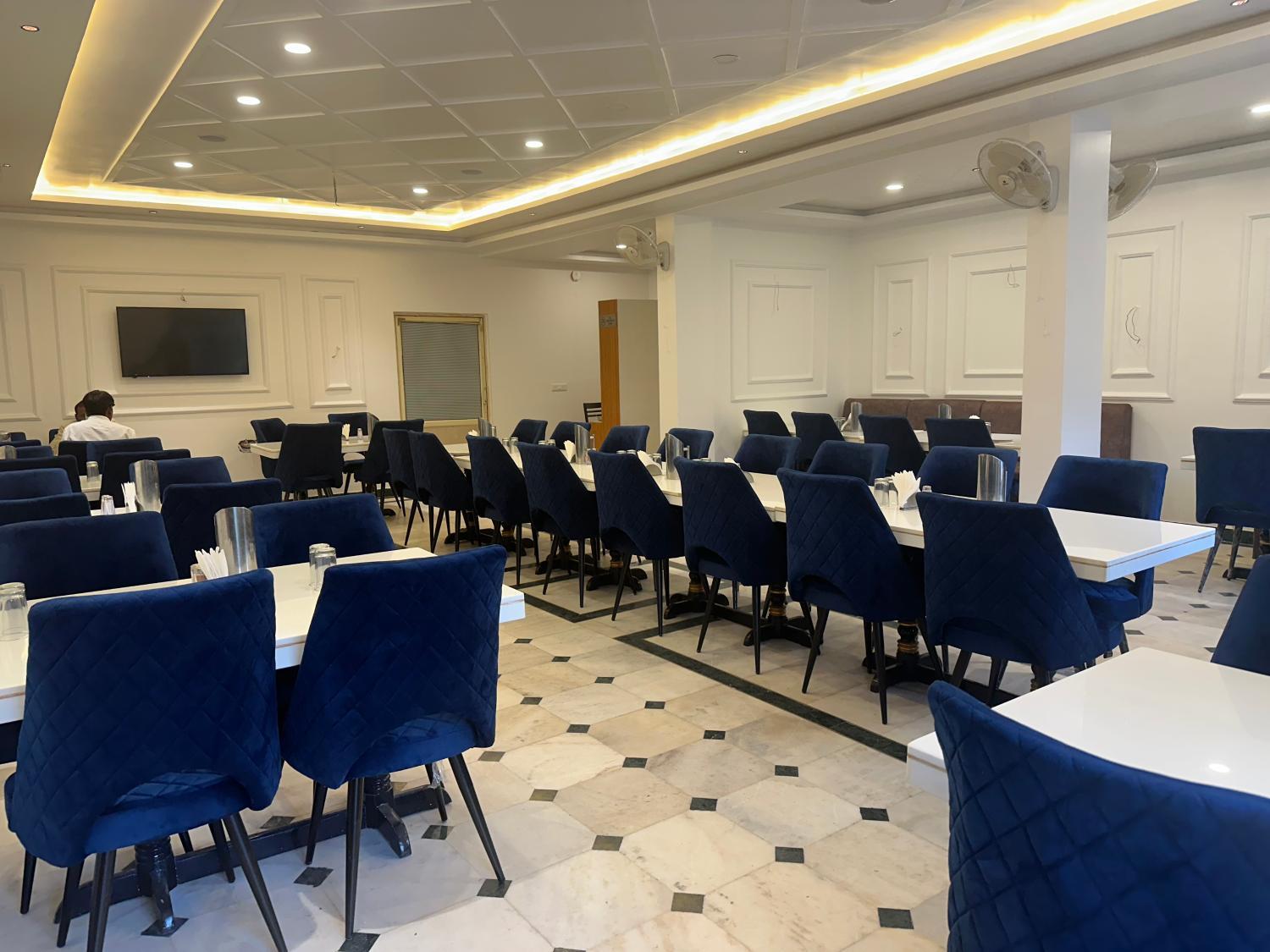 4, Hotel Radhika Palace, Morena