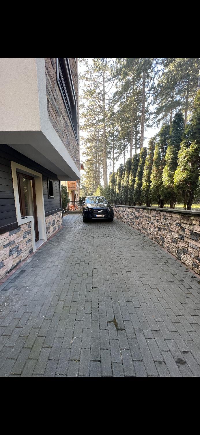 5, Apartmani Premija, Čajetina