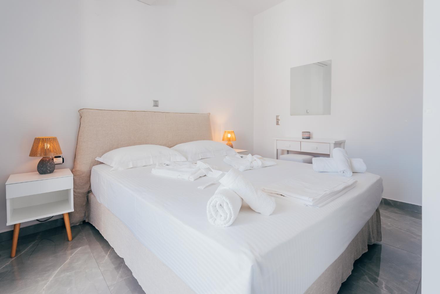2, Orion Suite & Apartments, South Aegean