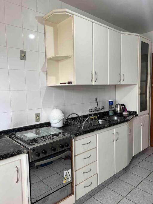 4, Casa com patio, 7min ape ate a beira da praia., Florianopolis