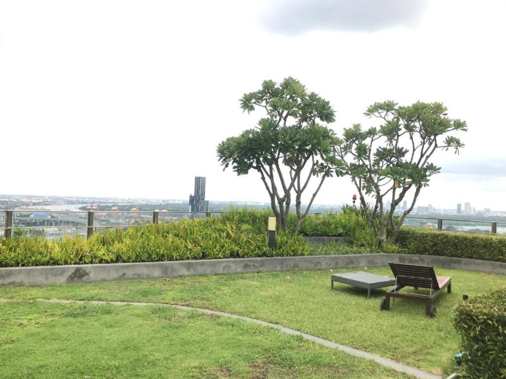 Garden 2, Sukhumvit 48 BTS Phra khanong 1 Bedroom Apartment, Gym, Swimming pool, Khlong Toey