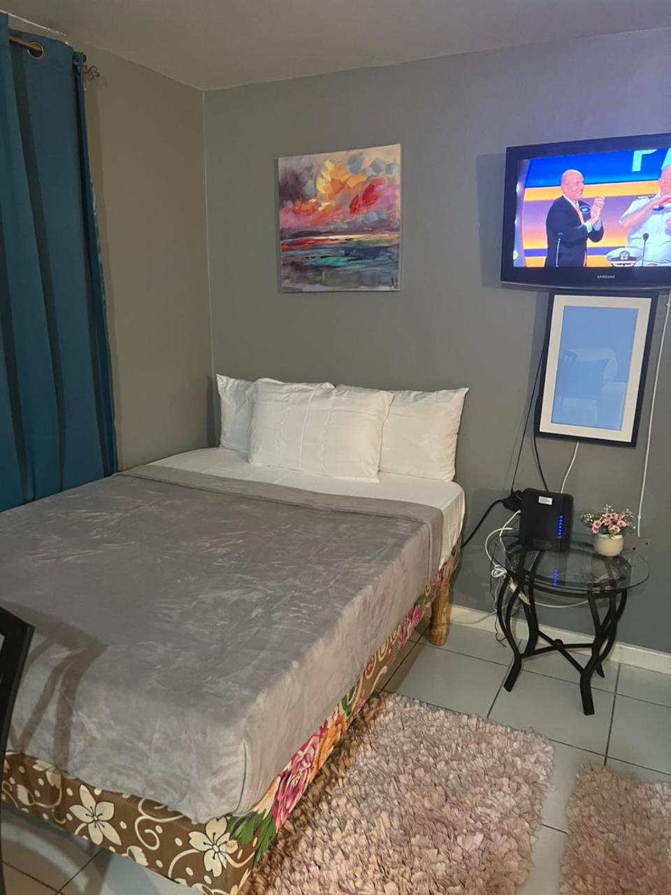 5, Malibu Ocean View Studio