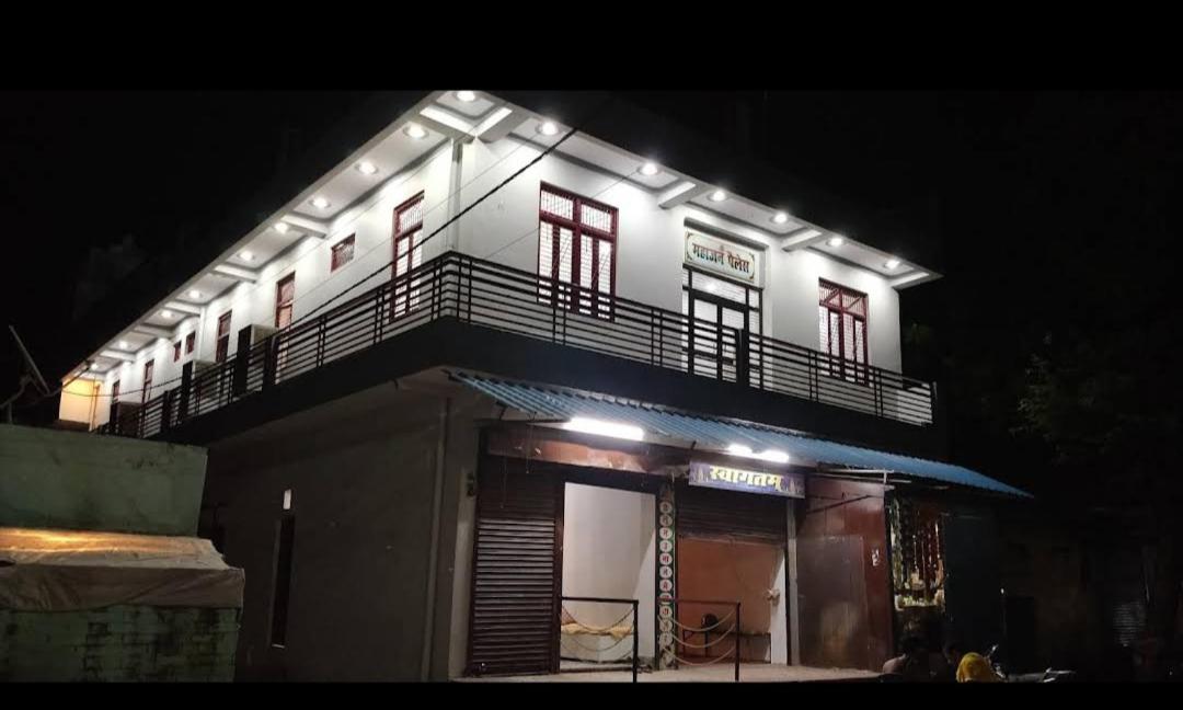 5, Mahajan Palace and lodge, Allahabad