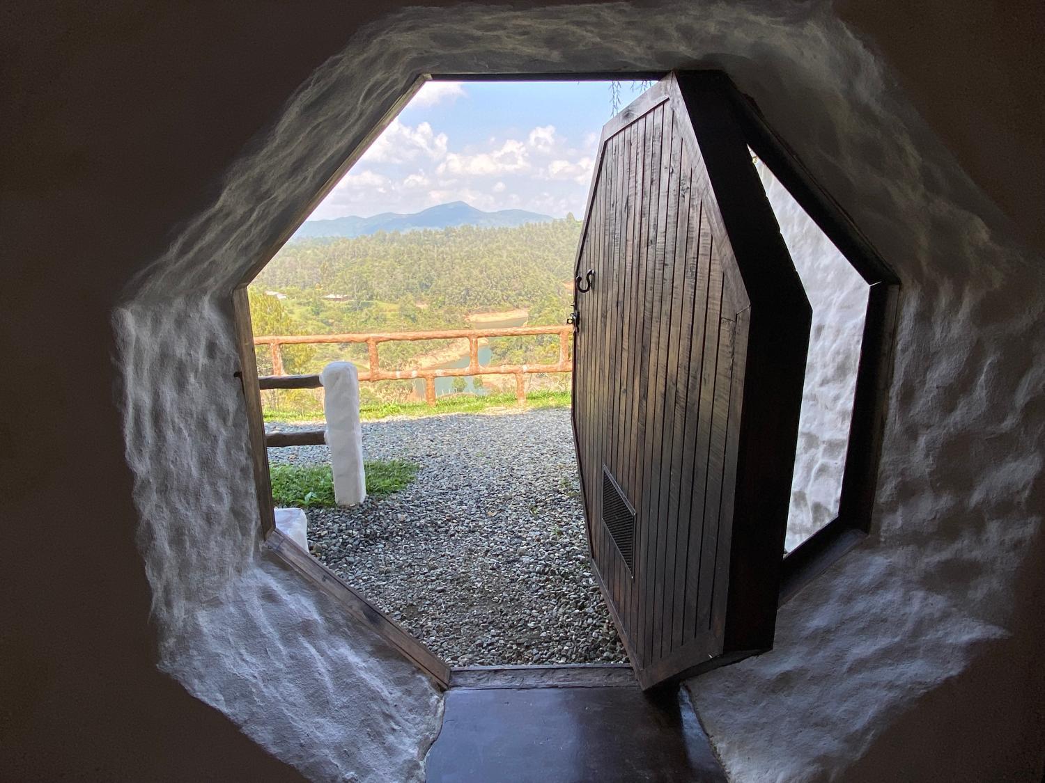 2, Hobbit Hotel Ecolodge- Guatape, Peñol