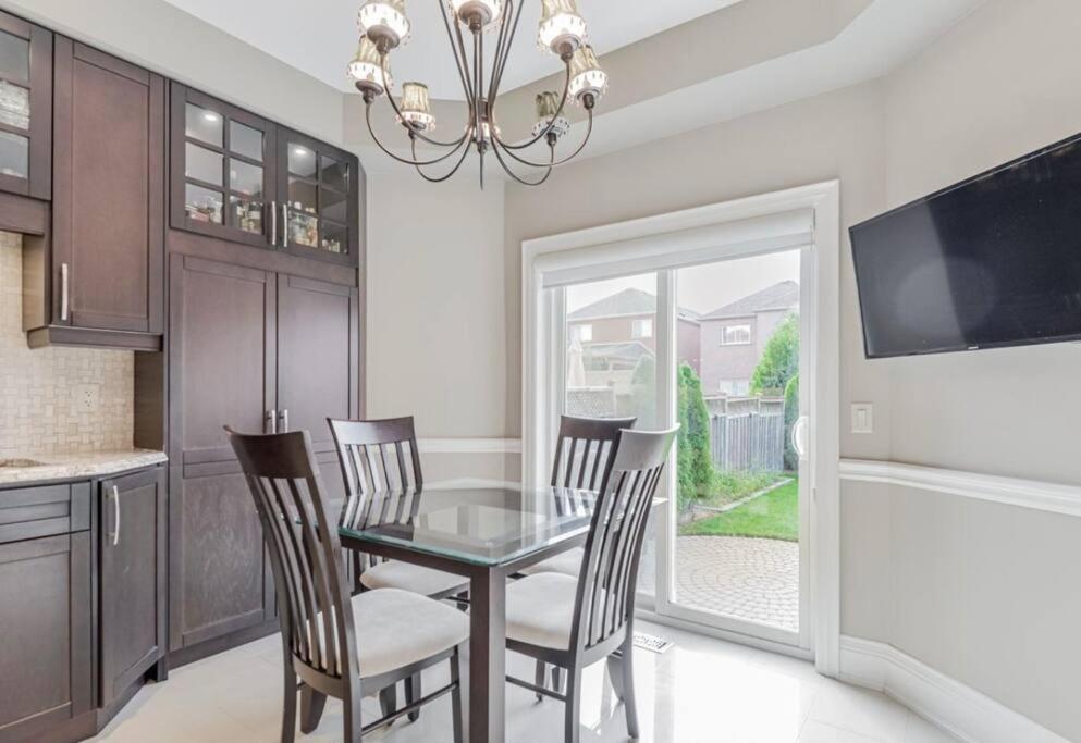 5, Enjoy quiet and private oasis!, York