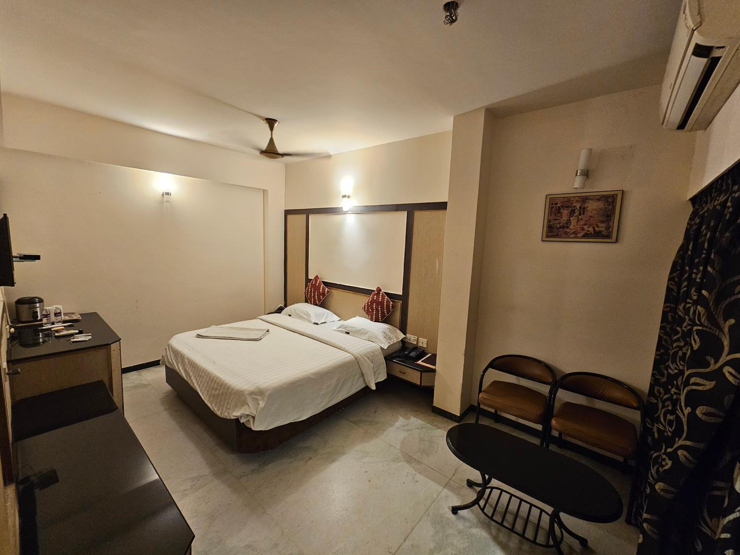 Others 2, HOTEL MERILIN, Erode