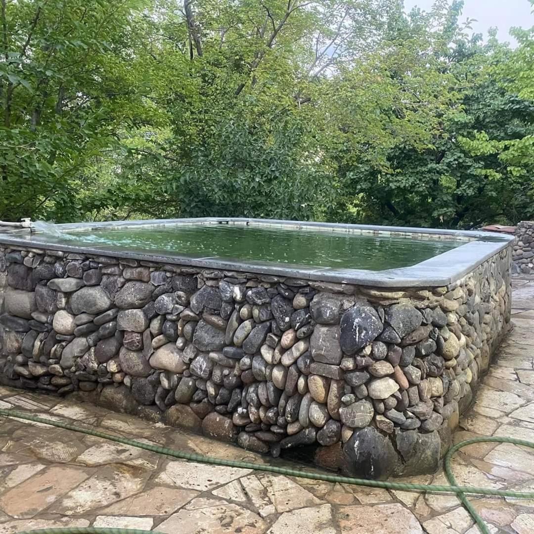 4, Rent Hause