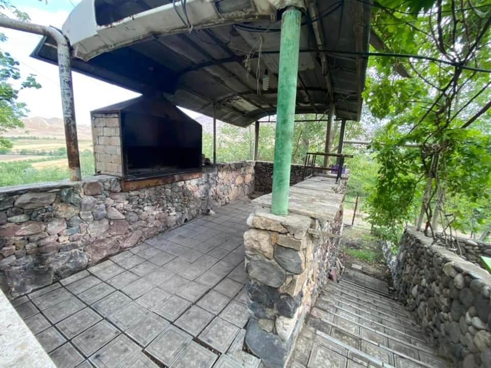 2, Rent Hause