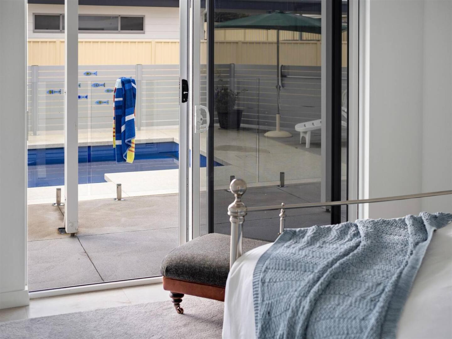 3, Beachfront Dolphin Bliss, Mandurah