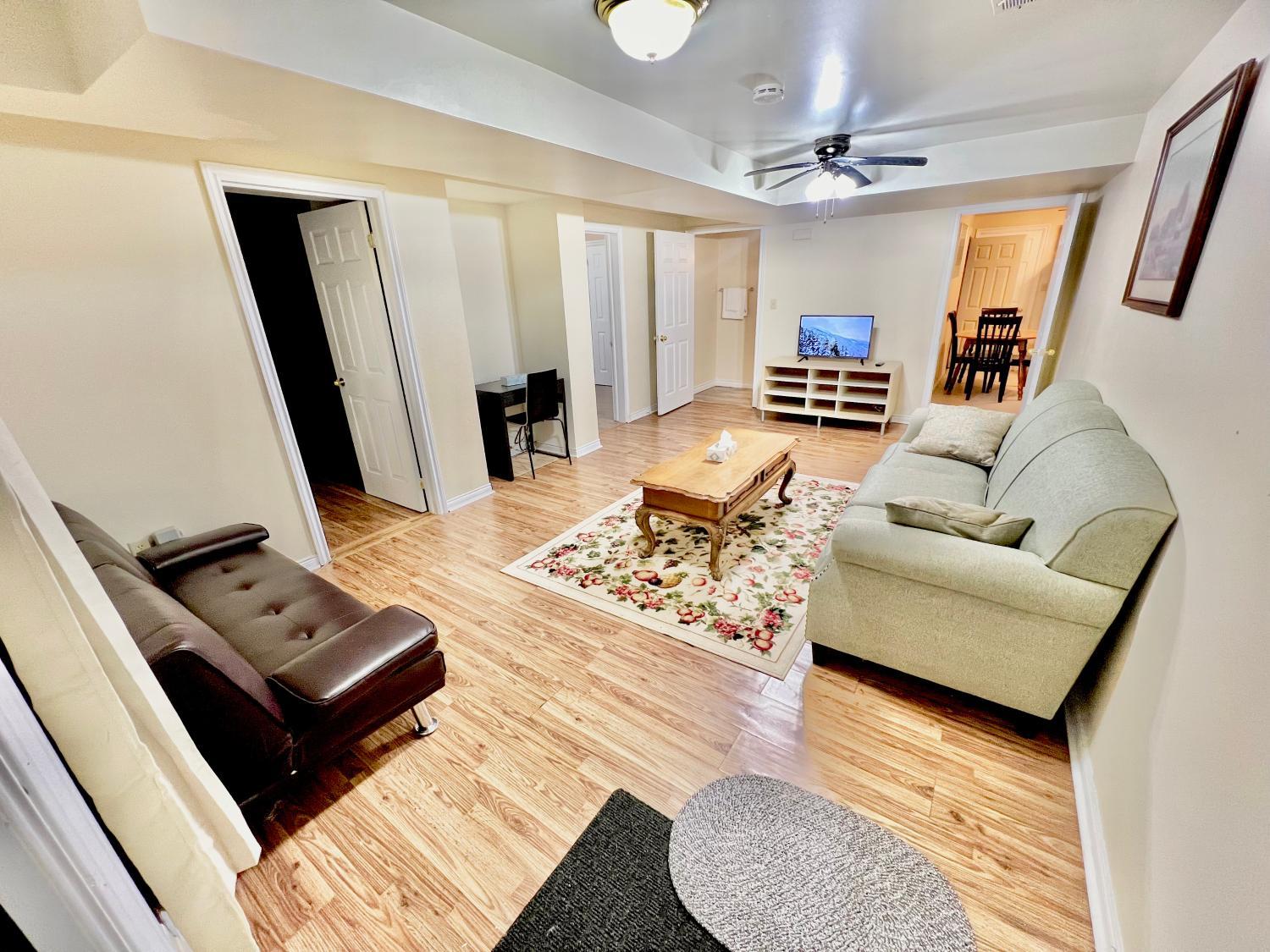 Guestroom, Cozy 2BR Basement Apt in Newmarket, York