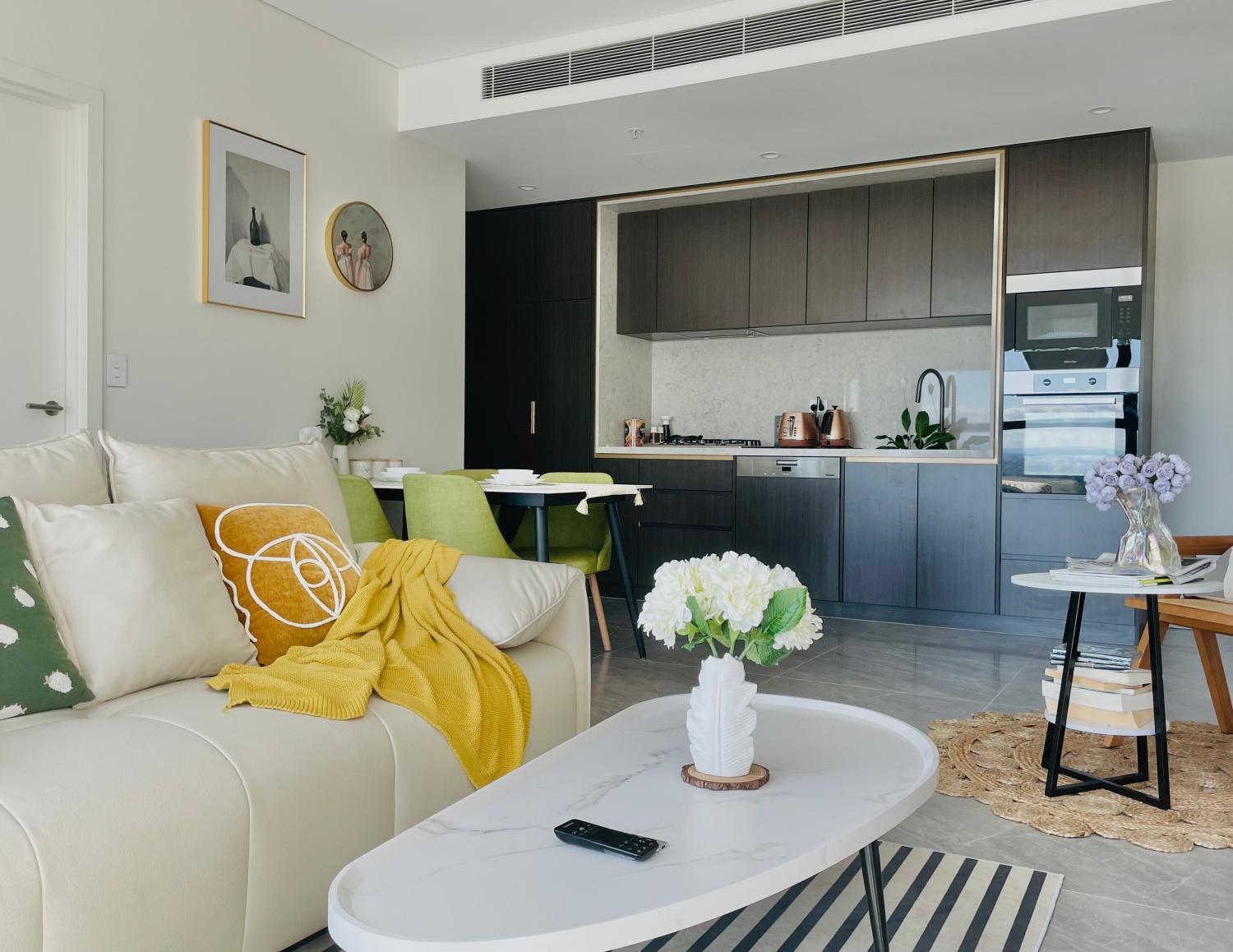 Guestroom, Modern Apartment St Leonards, Lane Cove