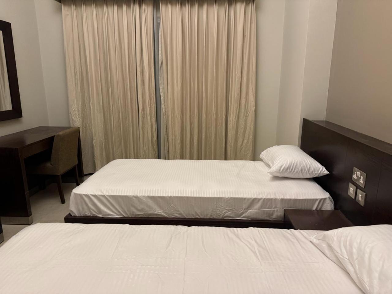 3, RAF, Dubai
