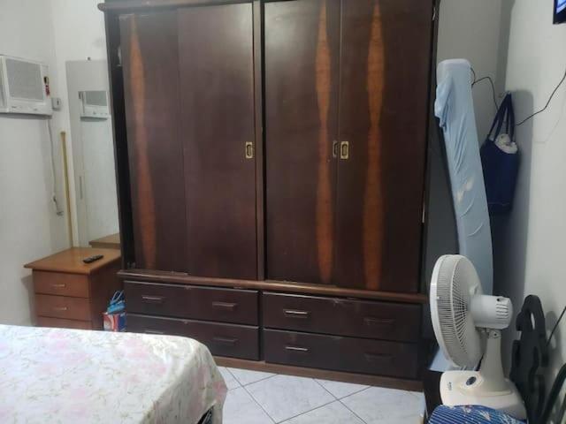 5, casa amarela da praia da Enseada, Guarujá