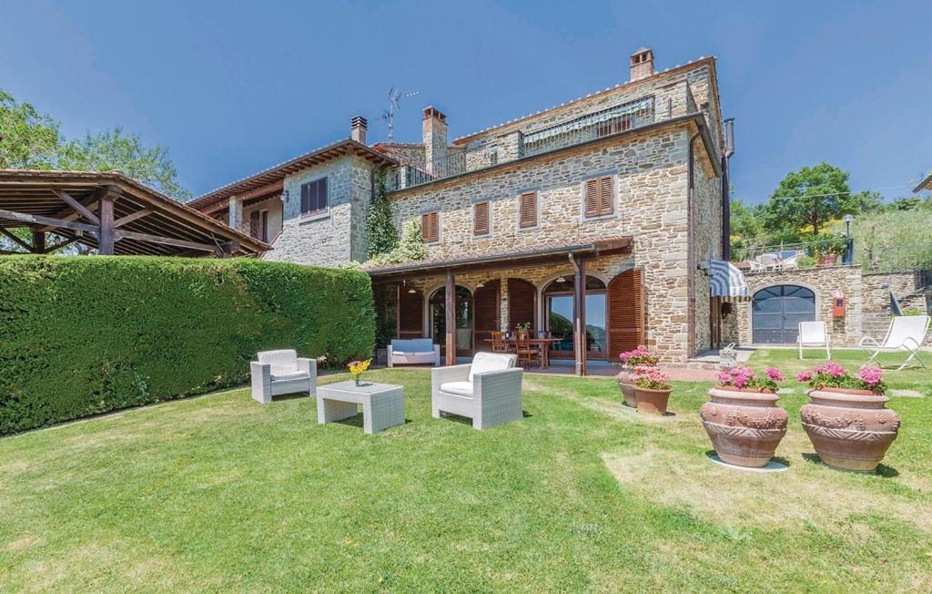 3, Villa Degli Olivi, Arezzo