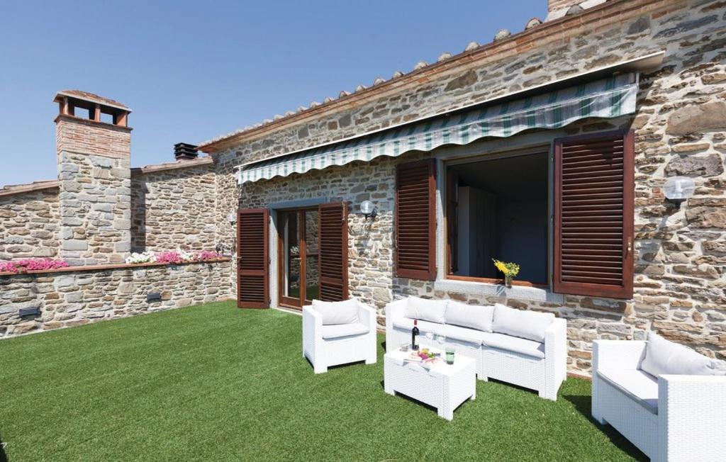 2, Villa Degli Olivi, Arezzo