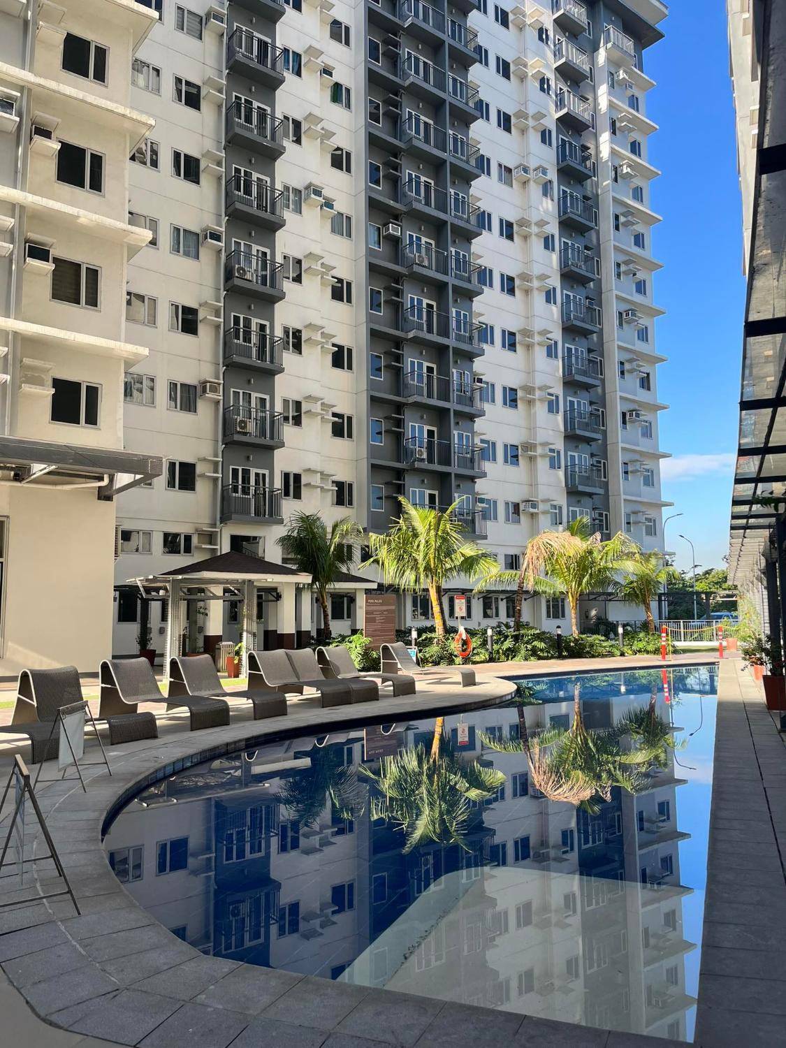 Others, MetroStay.Ph, Quezon City