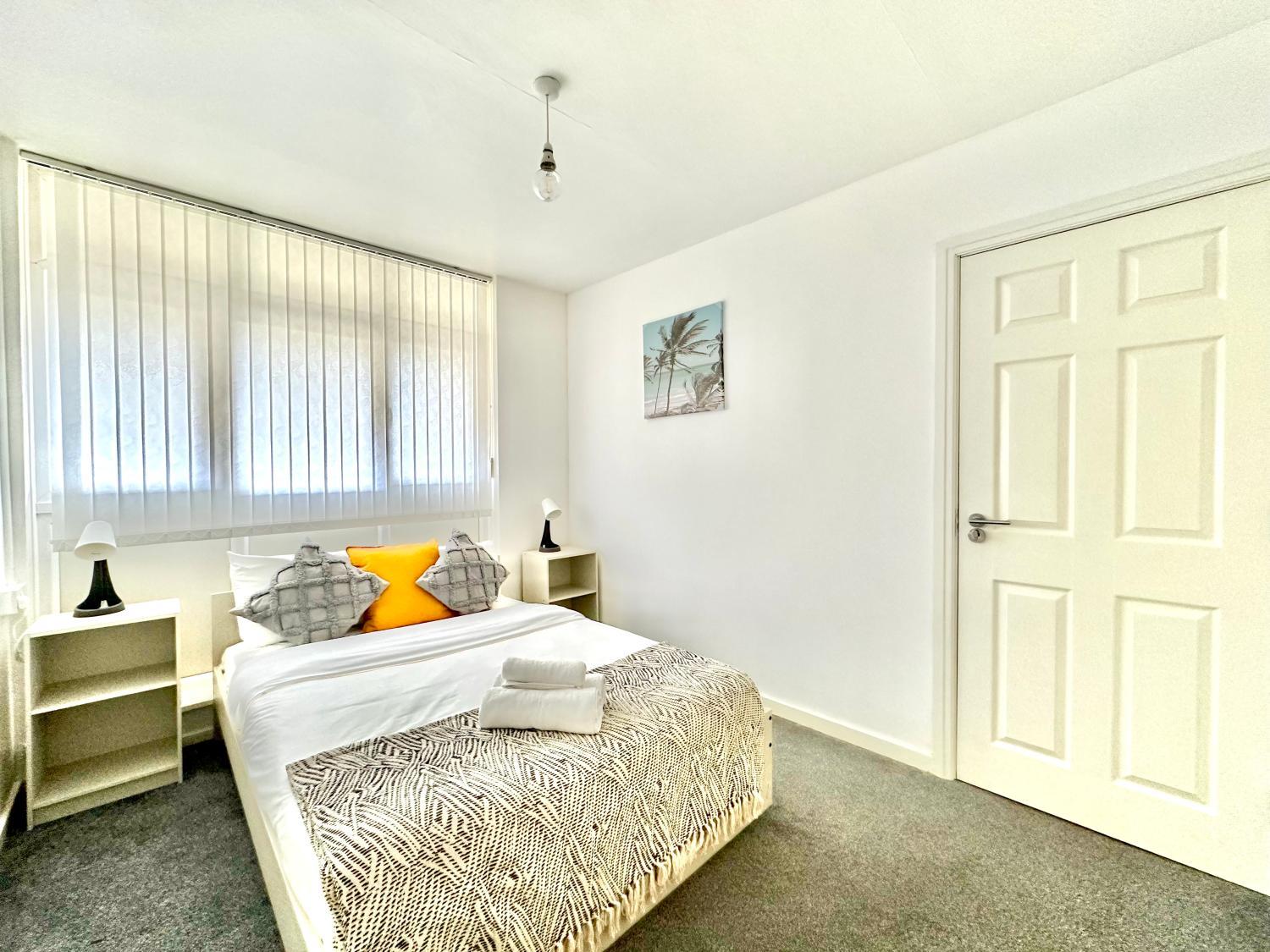 2, Address Inn, London