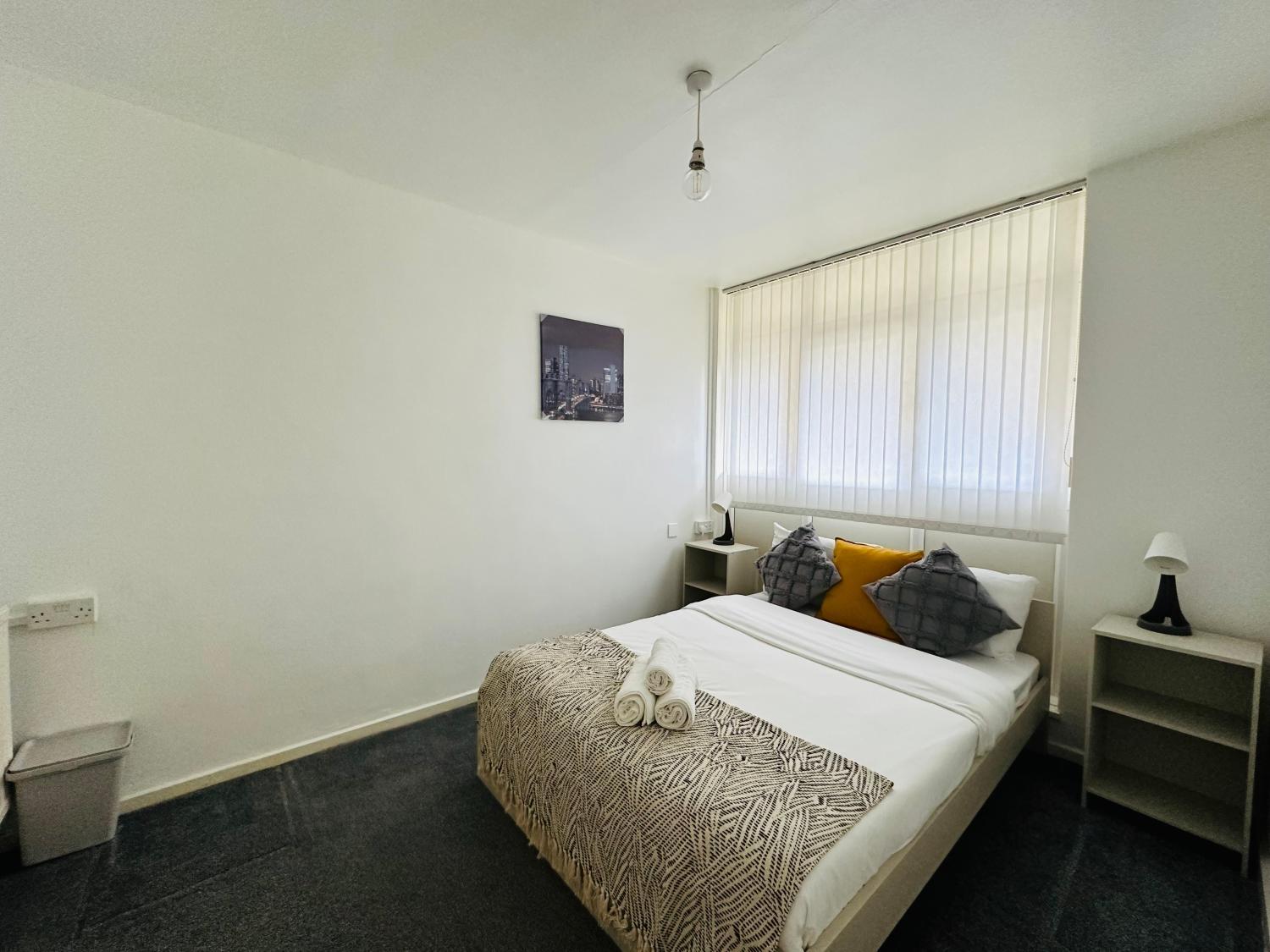 5, Address Inn, London