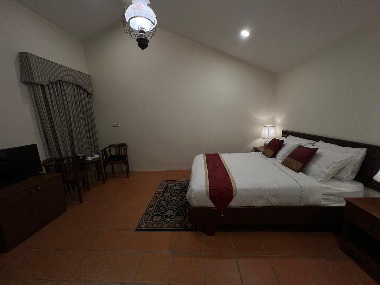 1, THE ORCHARD ROOM, Barat Daya