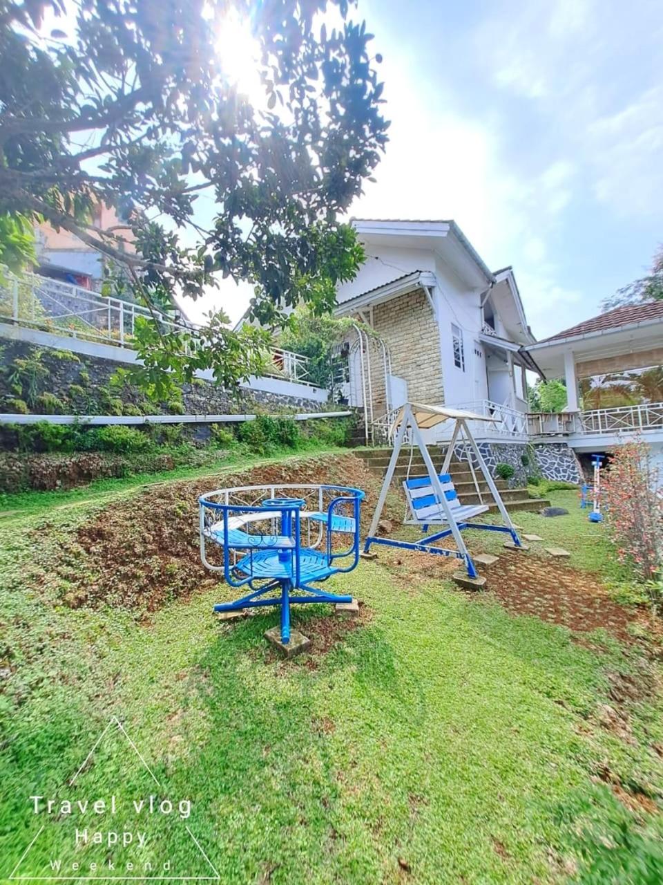 3, Villa kenyak, Bogor