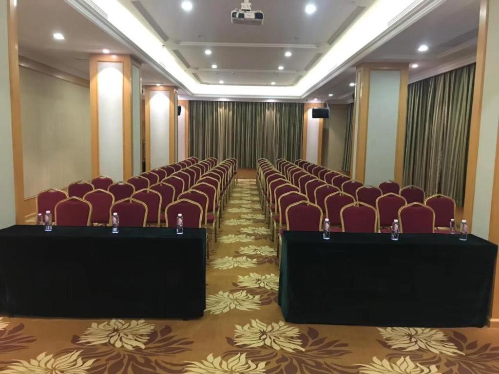 Others 5, Vienna Hotel Guangdong Shaoguan Renhua Danxiashan County Center, Shaoguan