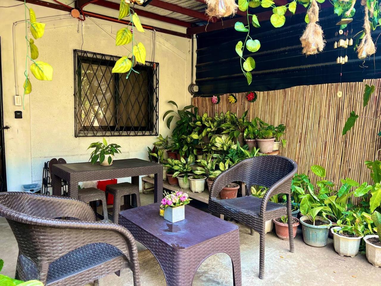 Facilities 4, Suite Dreams Staycation - Cozy 2-BR - Wi-Fi Garden Kitchen, Dasmariñas