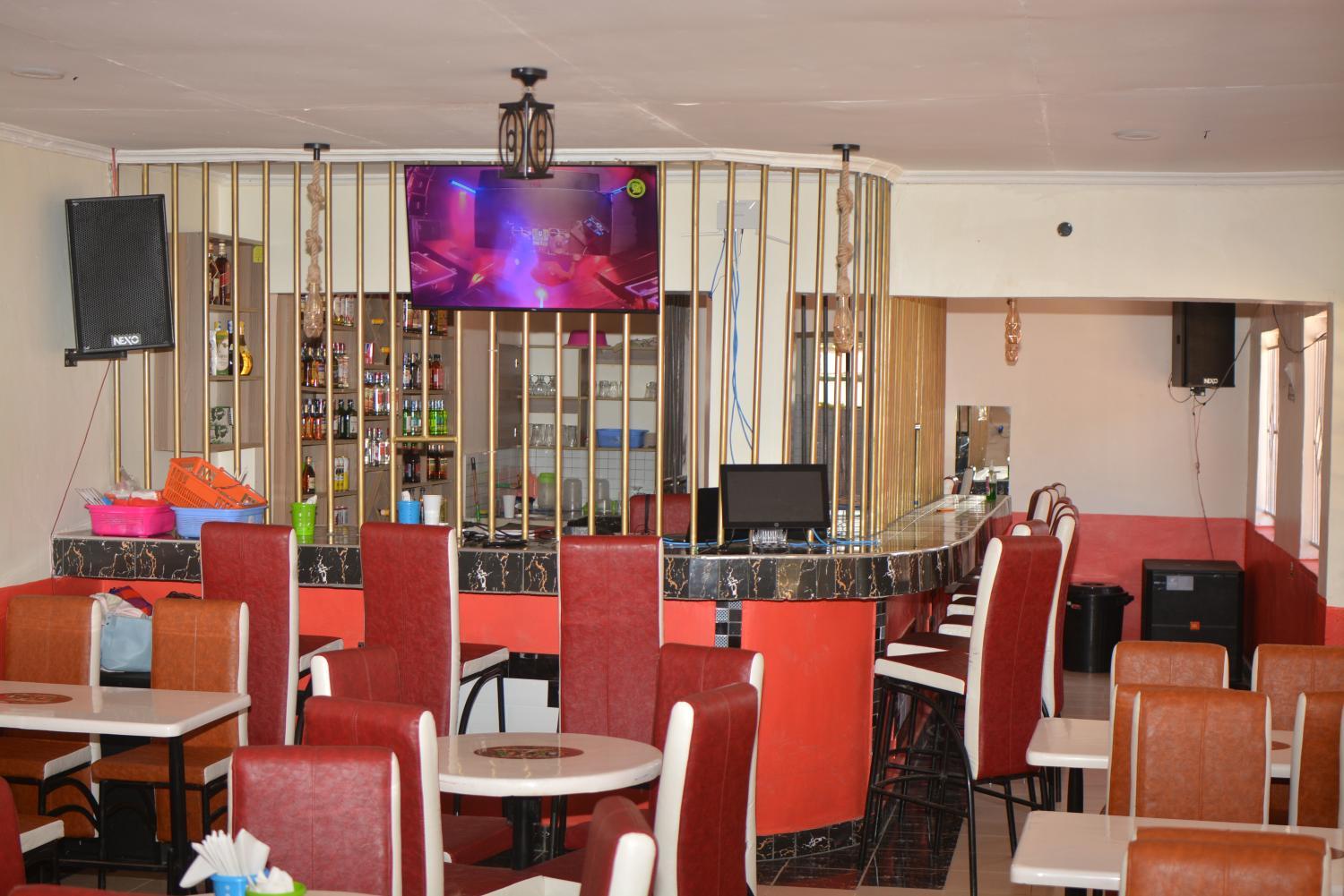 4, THE FARM BAR AND RESTAURANT, Kiminini