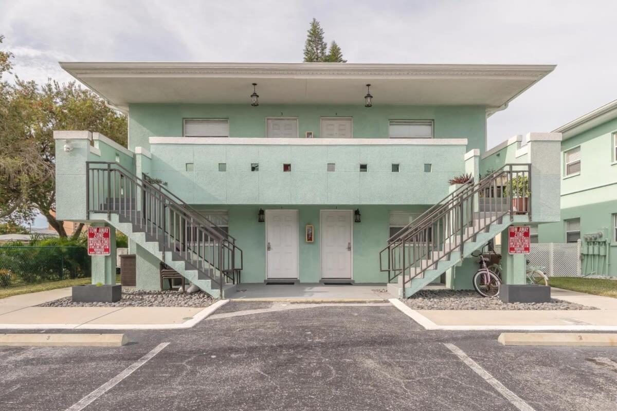 3, Sunset Beach Condo- 1 BR FULL Kitchen, Pinellas