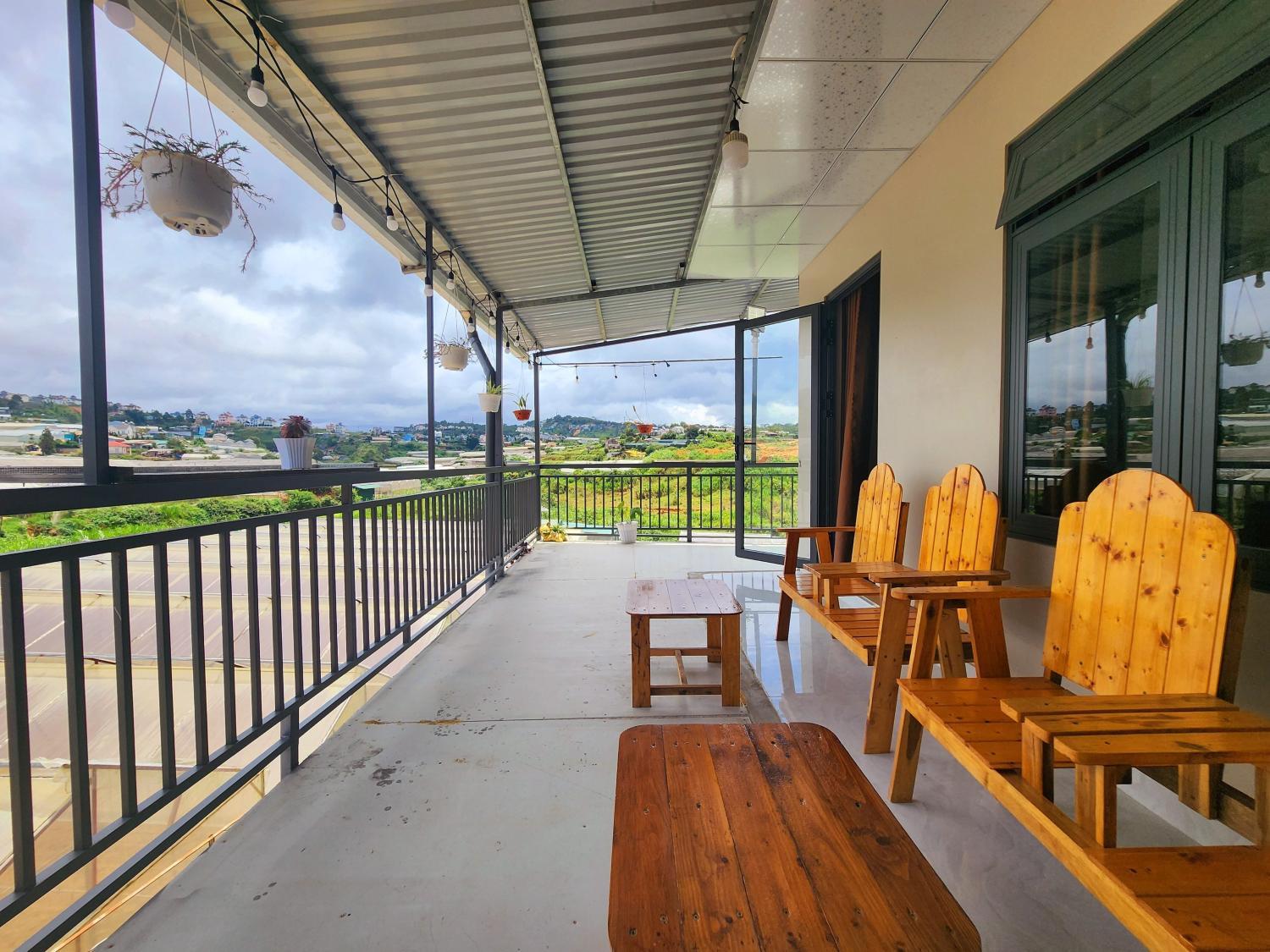 Balcony/terrace, Xom nha la house 2, Đà Lạt