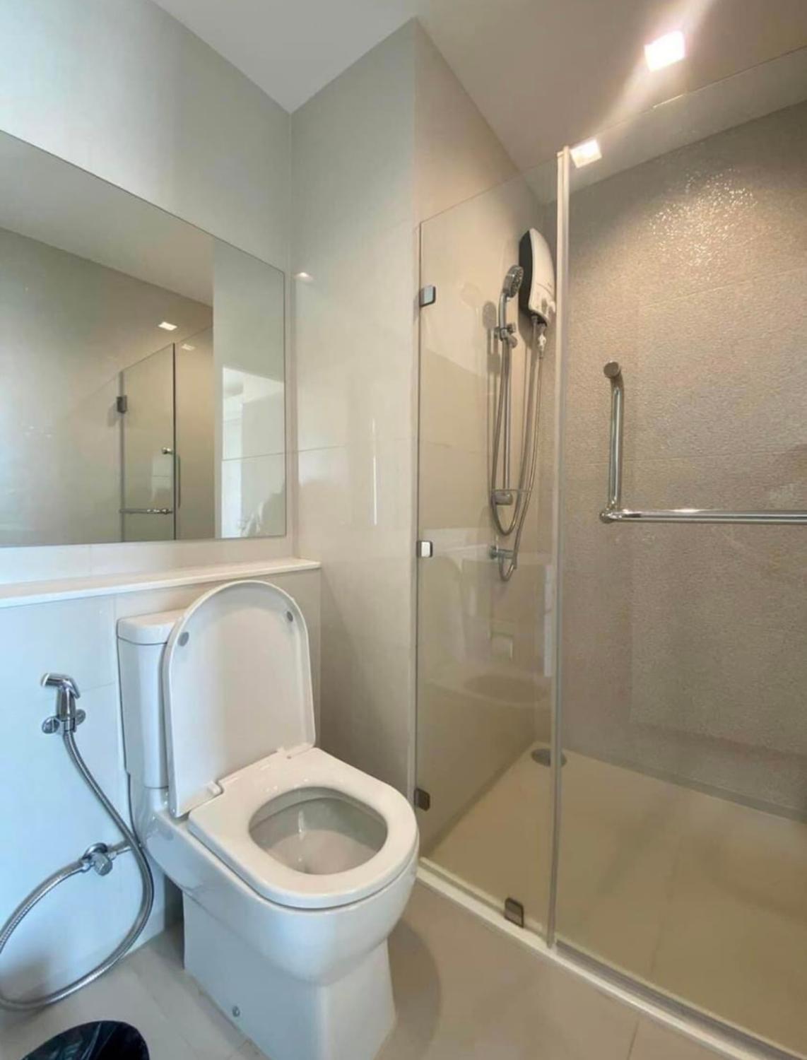 Bathroom, Life Sukhumvit 62, Phra Khanong