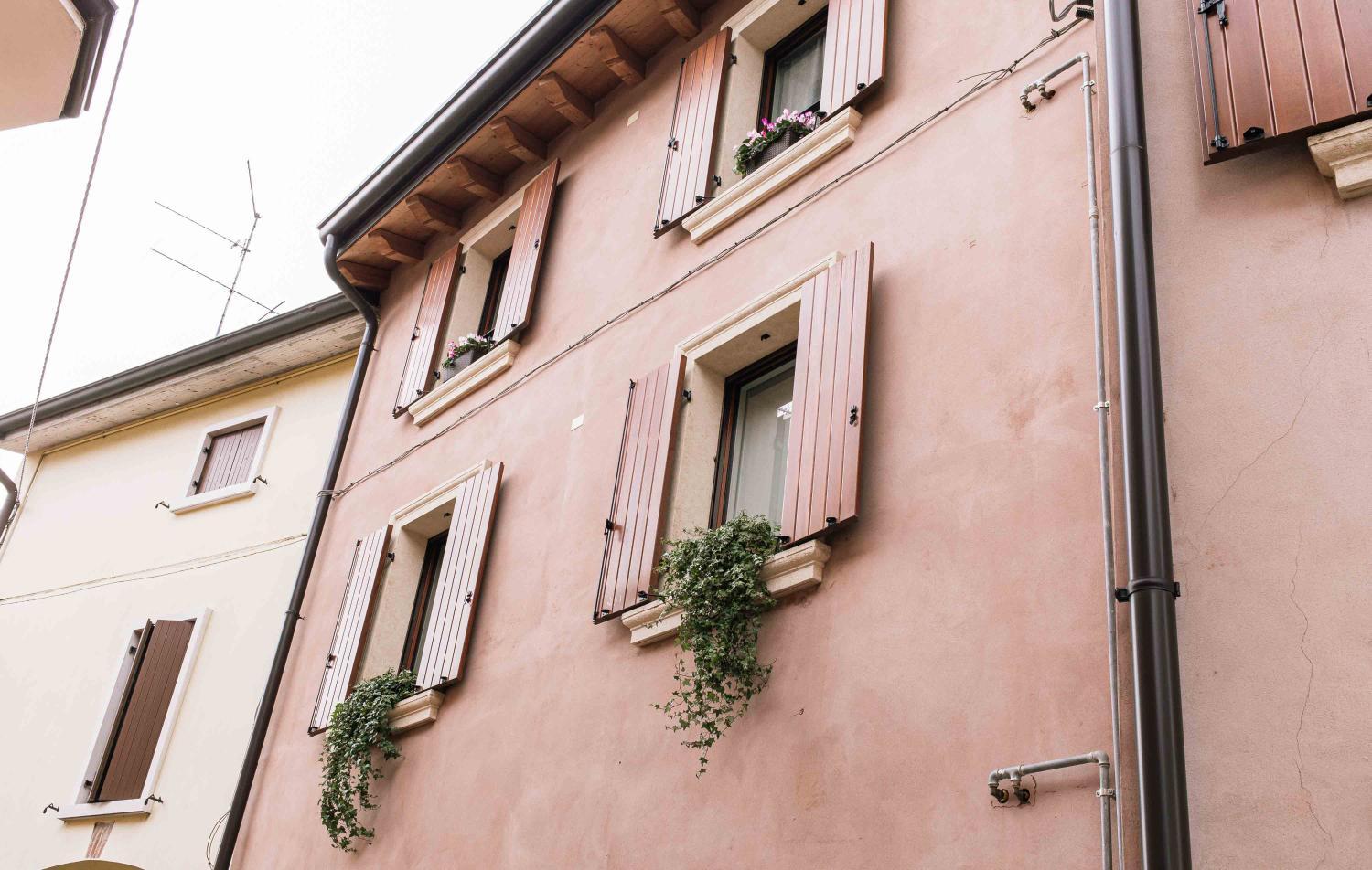 Exterior view 5, GOMES COMFORT HOUSE, Verona