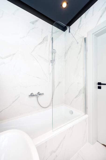 Facilities 4, Central Apartments Lodz - City Center - Stylish and Cozy - G147A, Łódź