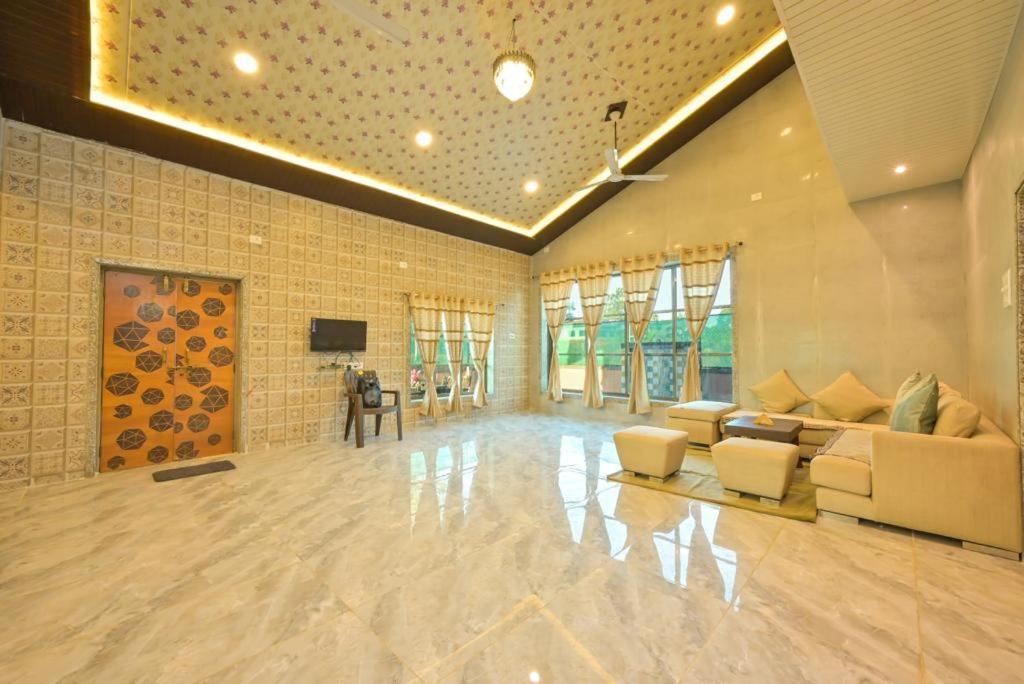5, Auspicious Abode, Pune